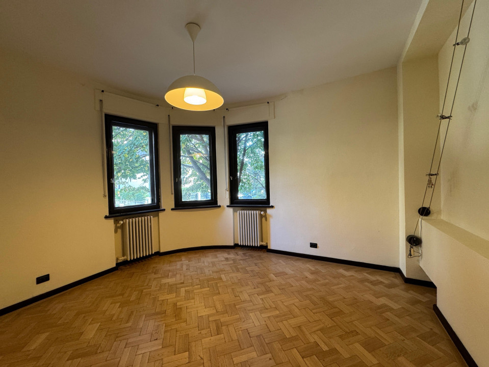 Inchiriere apartament 6 camere Clucerului