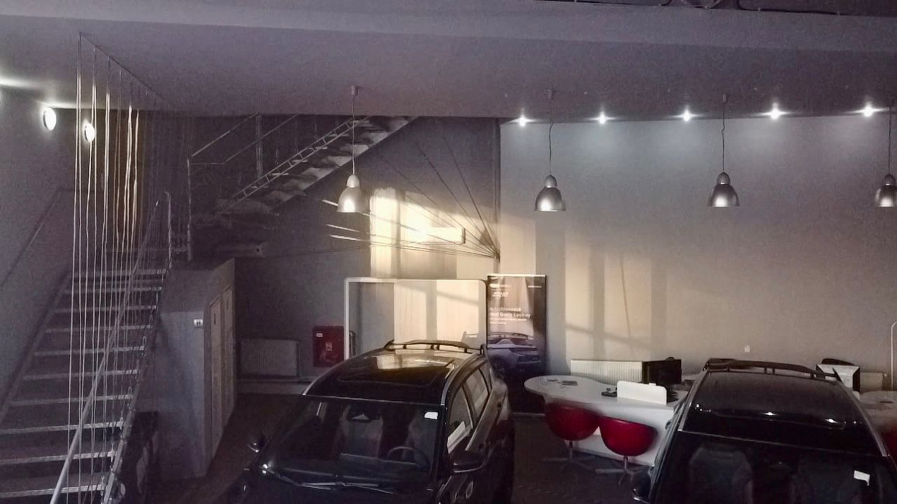 Spatiu comercial cu doua showroomuri complet functionale de vanzare in Berceni