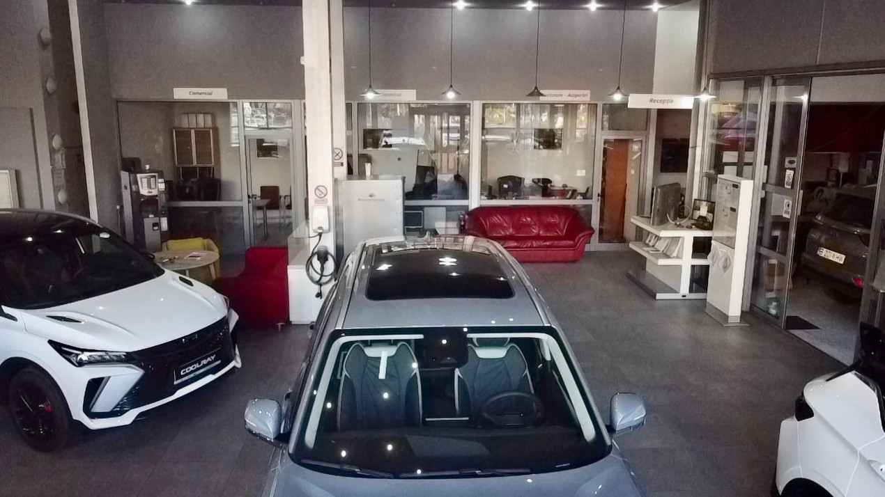 Spatiu comercial cu doua showroomuri complet functionale de vanzare in Berceni