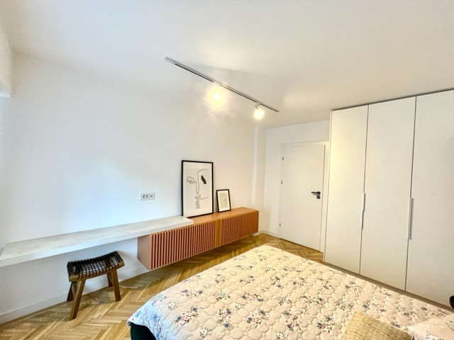 Apartament cu 2 cemere de inchiriat Bulevardul Unirii 