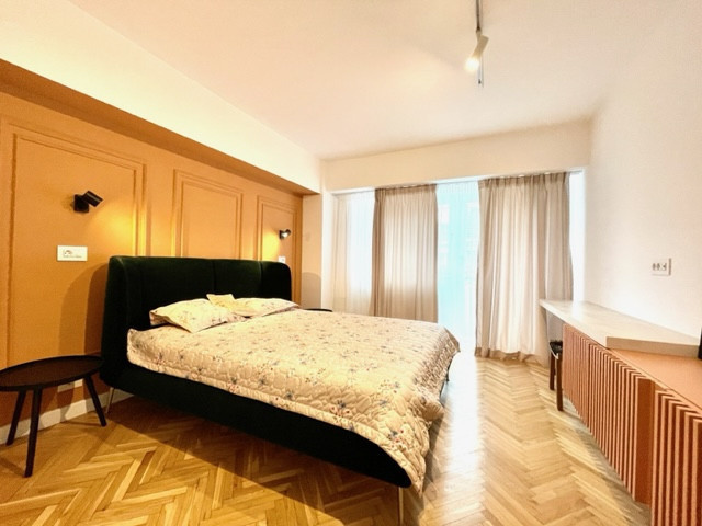 Apartament cu 2 cemere de inchiriat Bulevardul Unirii 