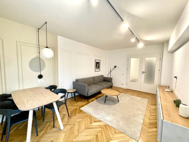 Apartament cu 2 cemere de inchiriat Bulevardul Unirii 
