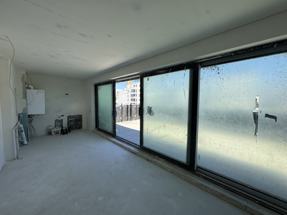 Duplex cu 3 camere de vanzare  Marriot  13 Septembrie