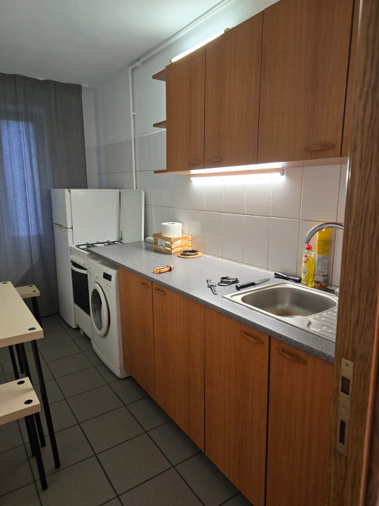 Garsoniera de inchiriat Berceni