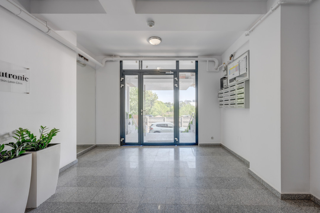 Vanzare apartament 3 camere cu priveliste panoramica superba 