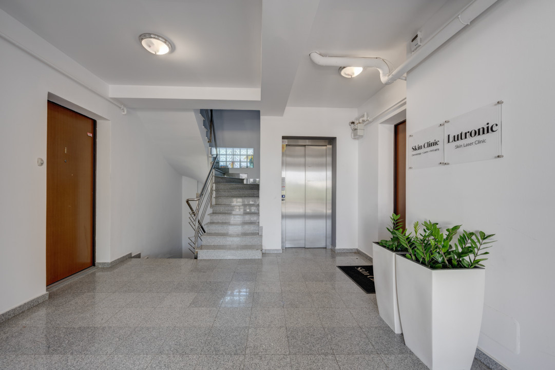 Vanzare apartament 3 camere cu priveliste panoramica superba 