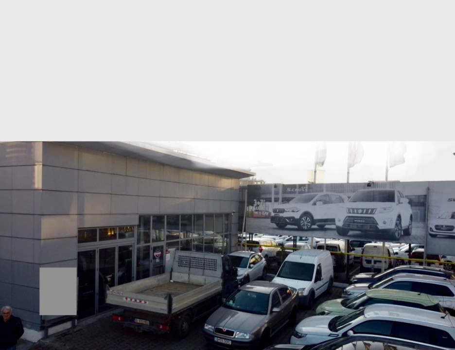 OPORTUNITATE Locatie imobiliara cu doua showroomuri functionale si ultradotate