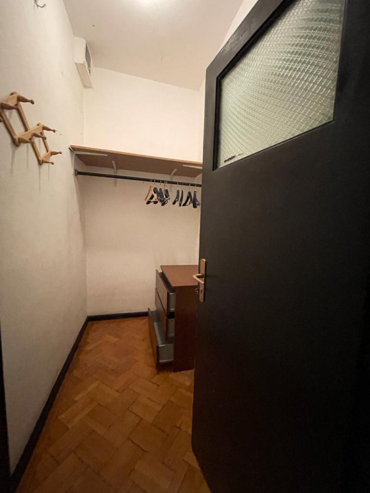 Inchiriere apartament 6 camere Clucerului
