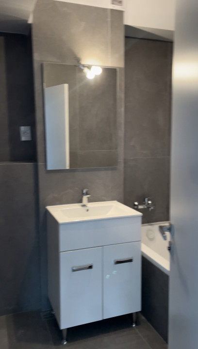 Apartament cu 2 camere pentru  rezidential sau birouri zona Timpuri noi